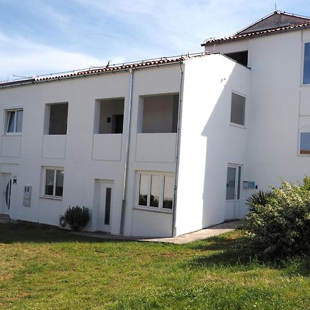 Apartment with garden in Barbariga Exterior foto